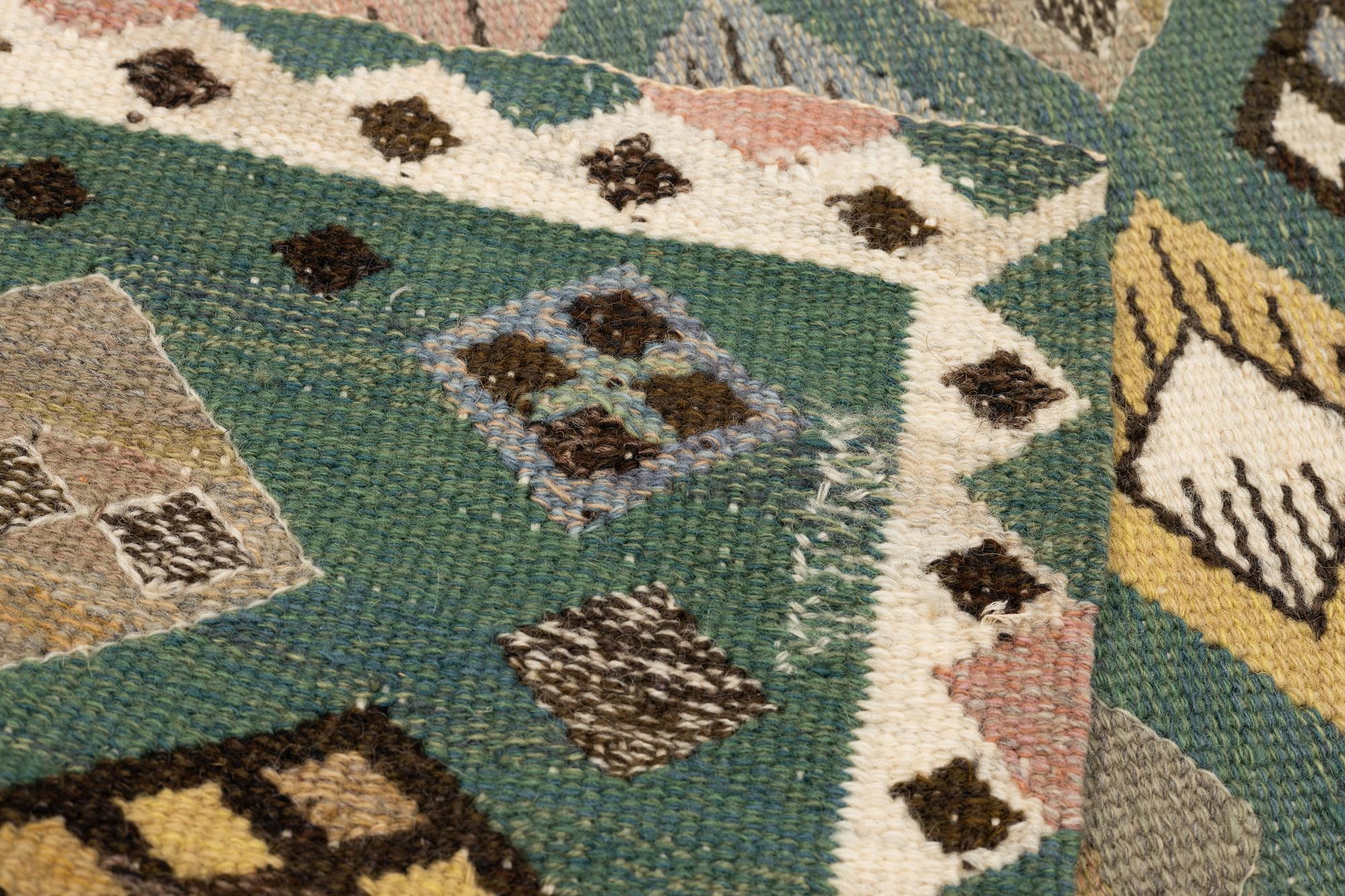 Märta Måås-Fjetterström, Vävnad, "Knoppen", gobelängteknik, ca 91,5 x 50 cm, signerad AB MMF.