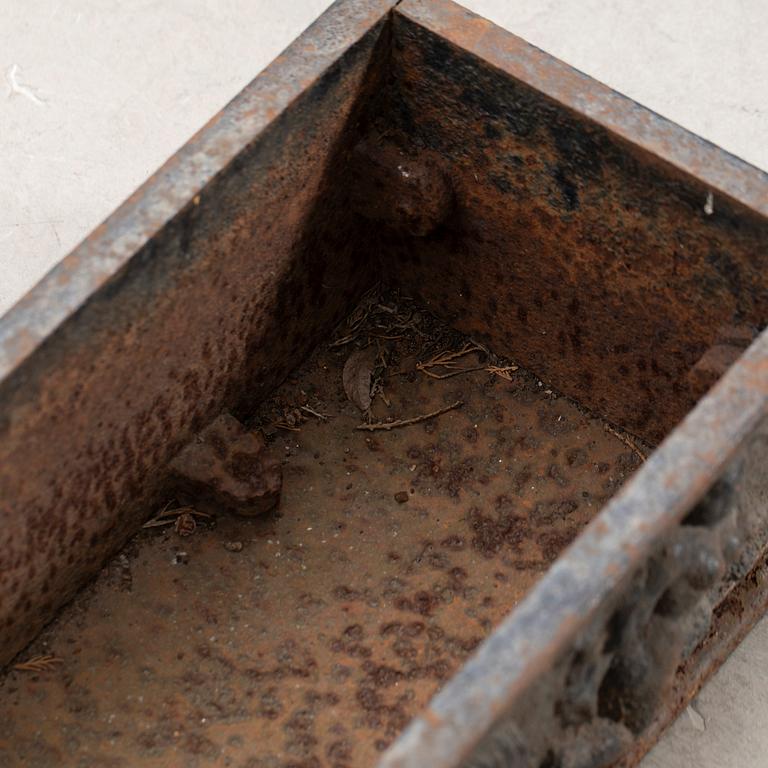 Anna Petrus, "Blomlåda Nr 1", Näfveqvarns bruk.