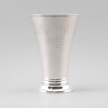 BÄGARE, silver, K Anderson, Stockholm 1939. Vikt ca 362 g.