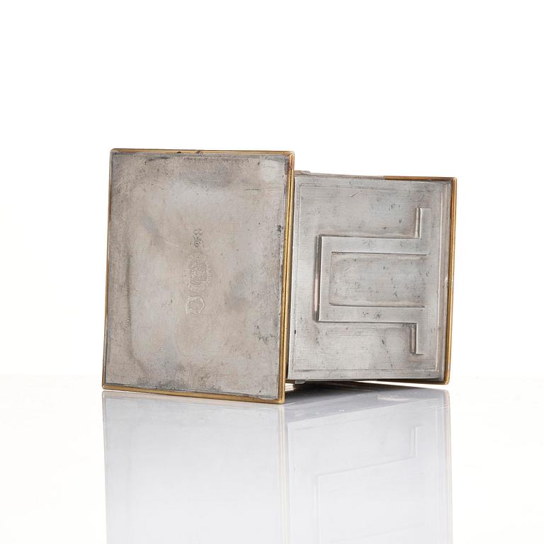 Nils Fougstedt, pennkopp, tenn och mässing, modell A 503, Firma Svenskt Tenn, Stockholm, 1932.