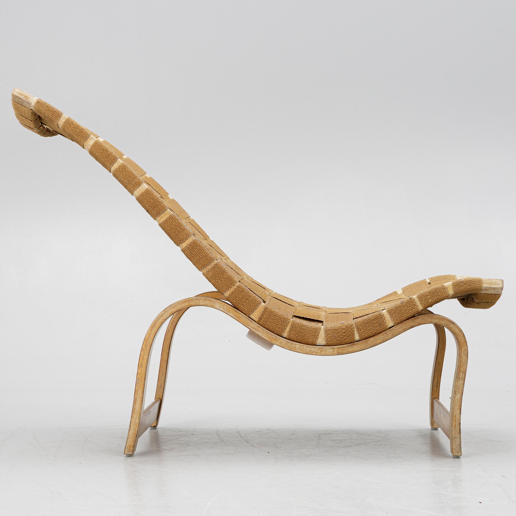 Bruno Mathsson, fåtölj, "Vilstol mod. 36", Firma Karl Mathsson, Värnamo, 1938.