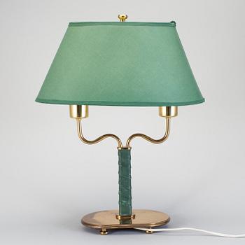 JOSEF FRANK, bordslampa, Firma Svenskt Tenn. Modell 2388.