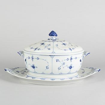 A 'Blue Fluted Plain' porcelain tureen with cover and stand, Royal Copenhagen, model 214 and 217, 1898-1923.