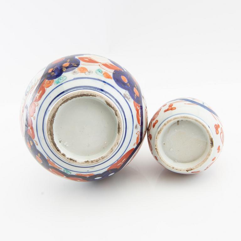 Vases 2 pcs urn and bowl Japan 20th century porcelain.