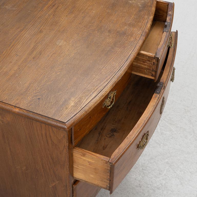 A late Baroque chest of drawers, 18th Century.