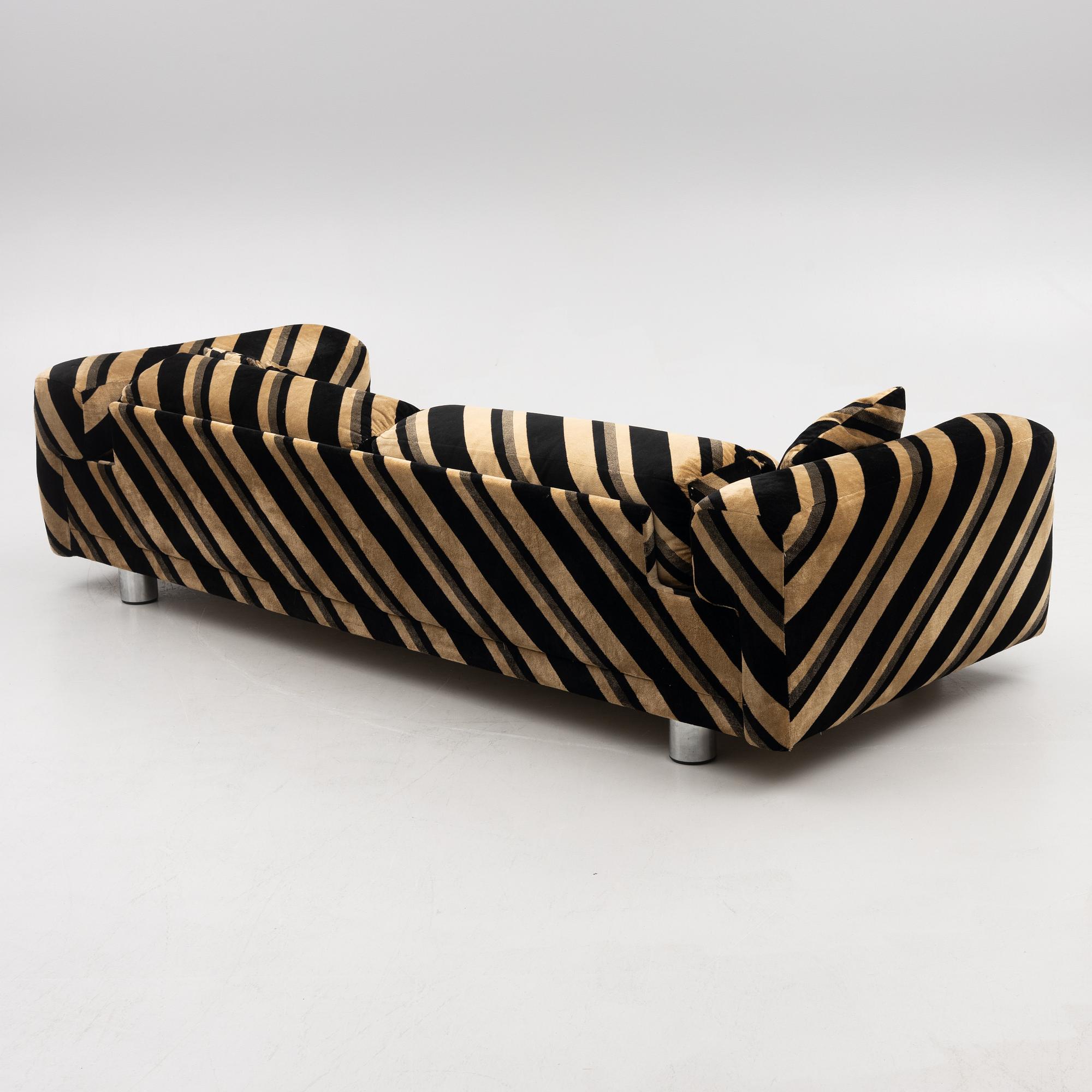 John Home, attributed, sofa, "Diplomat", Howard Keith Furniture, England, 1970s.