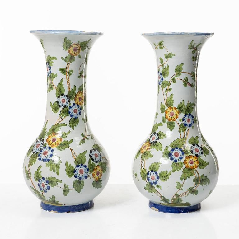 A pair of faience vases, Holland/France, 19th-20th century.
