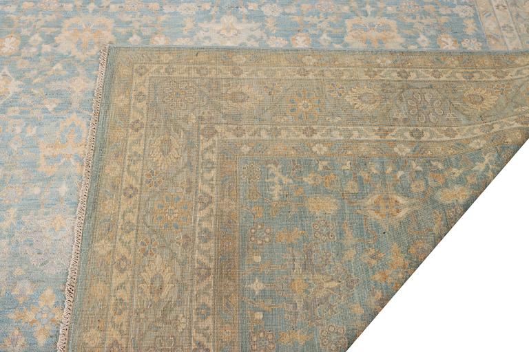 An Ushak carpet, c. 292 x 241 cm.