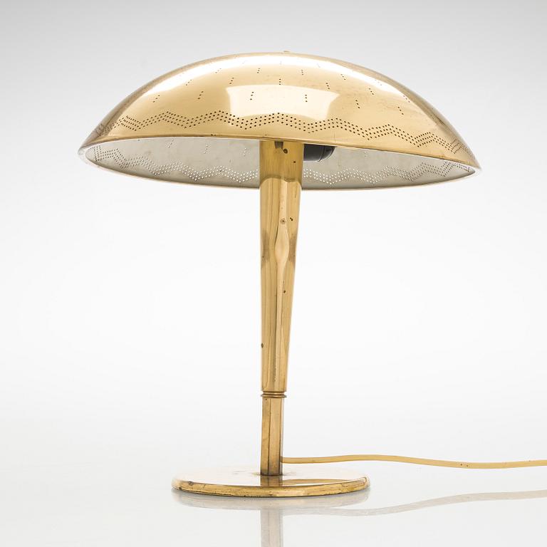 Paavo Tynell, bordslampa, modell 5061, Idman 1900-talets mitt.