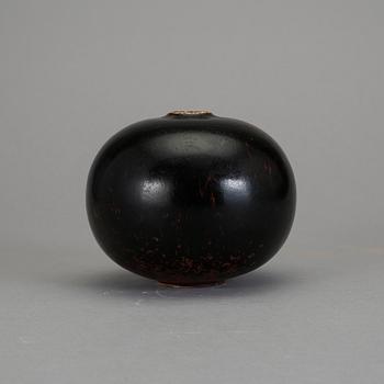 VAS, stengods. Stig Lindberg, Gustavsberg studio, troligen 1970.