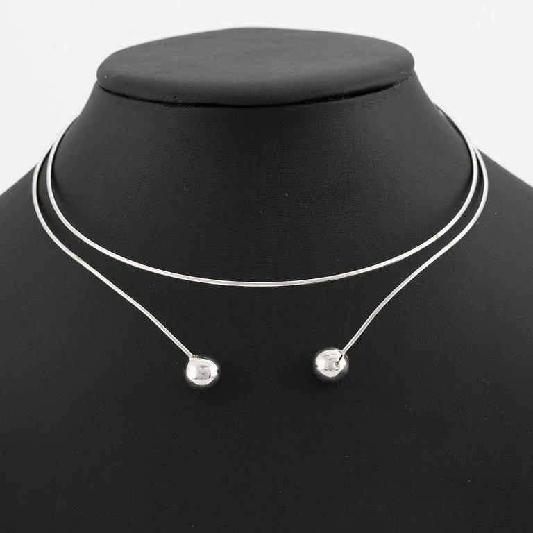 Necklace, collar, sterling silver.