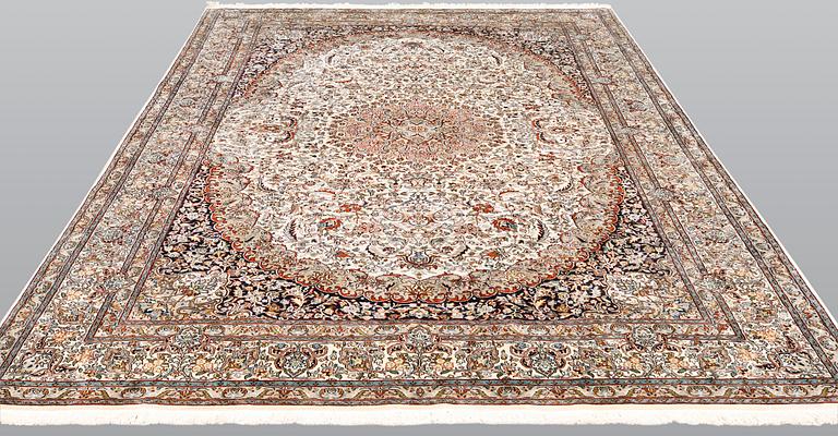 A silk carpet, Kashmir, c. 300 x 200 cm.