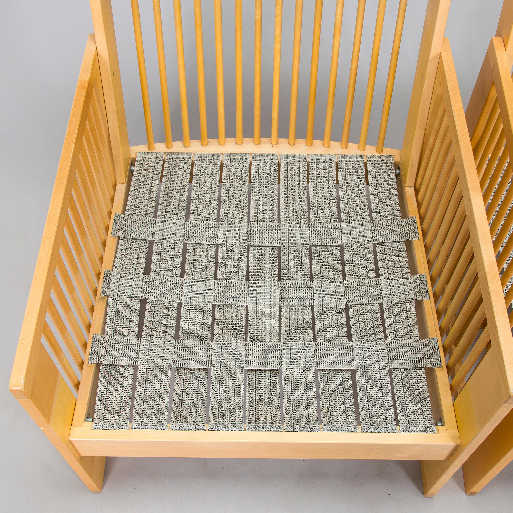 Ben af Schultén, nojatuolipari, malli 444, Artek 1900-luvun loppu.