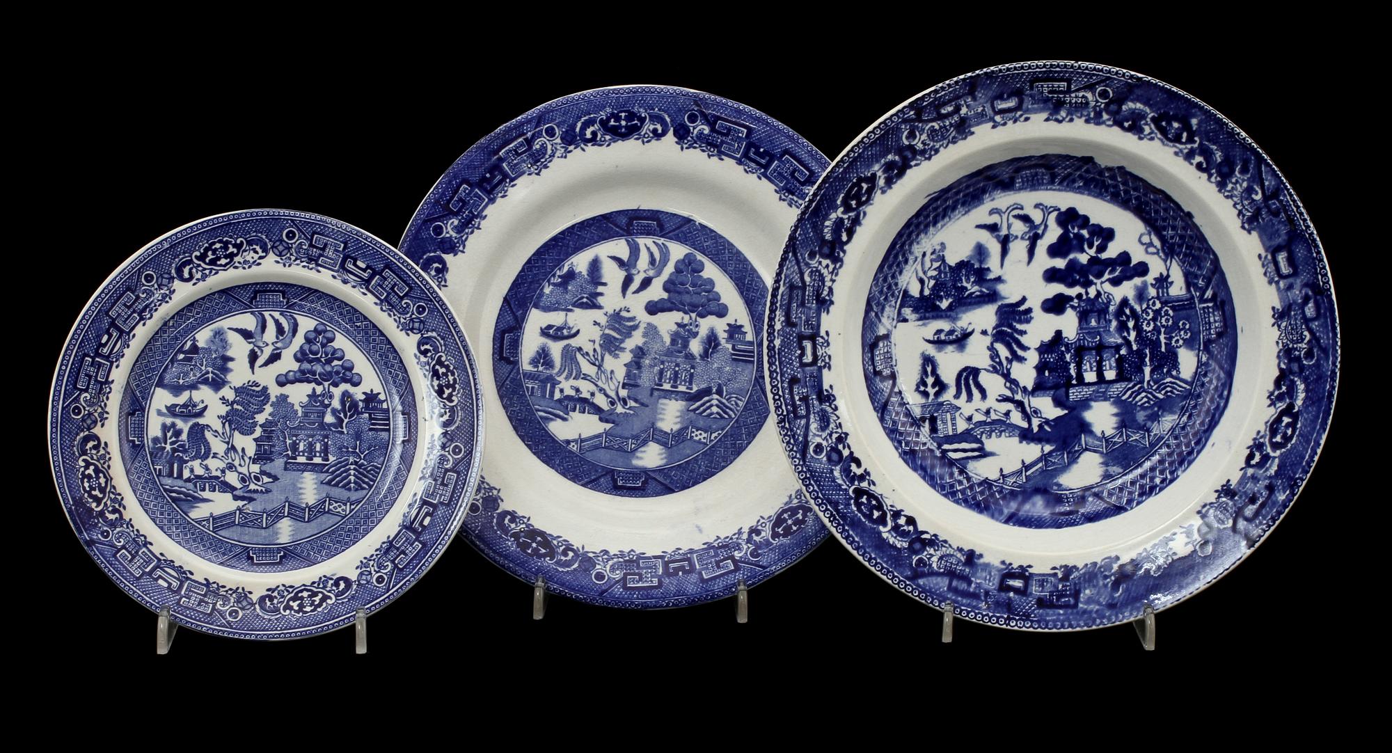 MATSERVISDELAR, 56 st, flintgods, "Willow", Gustavsberg.