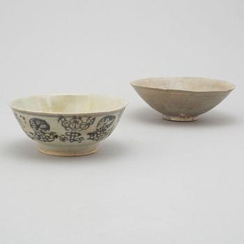 TWO CHINESE PORCELAIN BOWLS, possibly Ming.