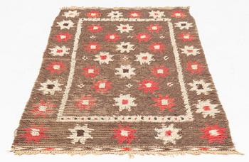 Märta Måås-Fjetterström, a carpet, "Kamelryan", rya, ca 224 x 108 cm, signed MMF.