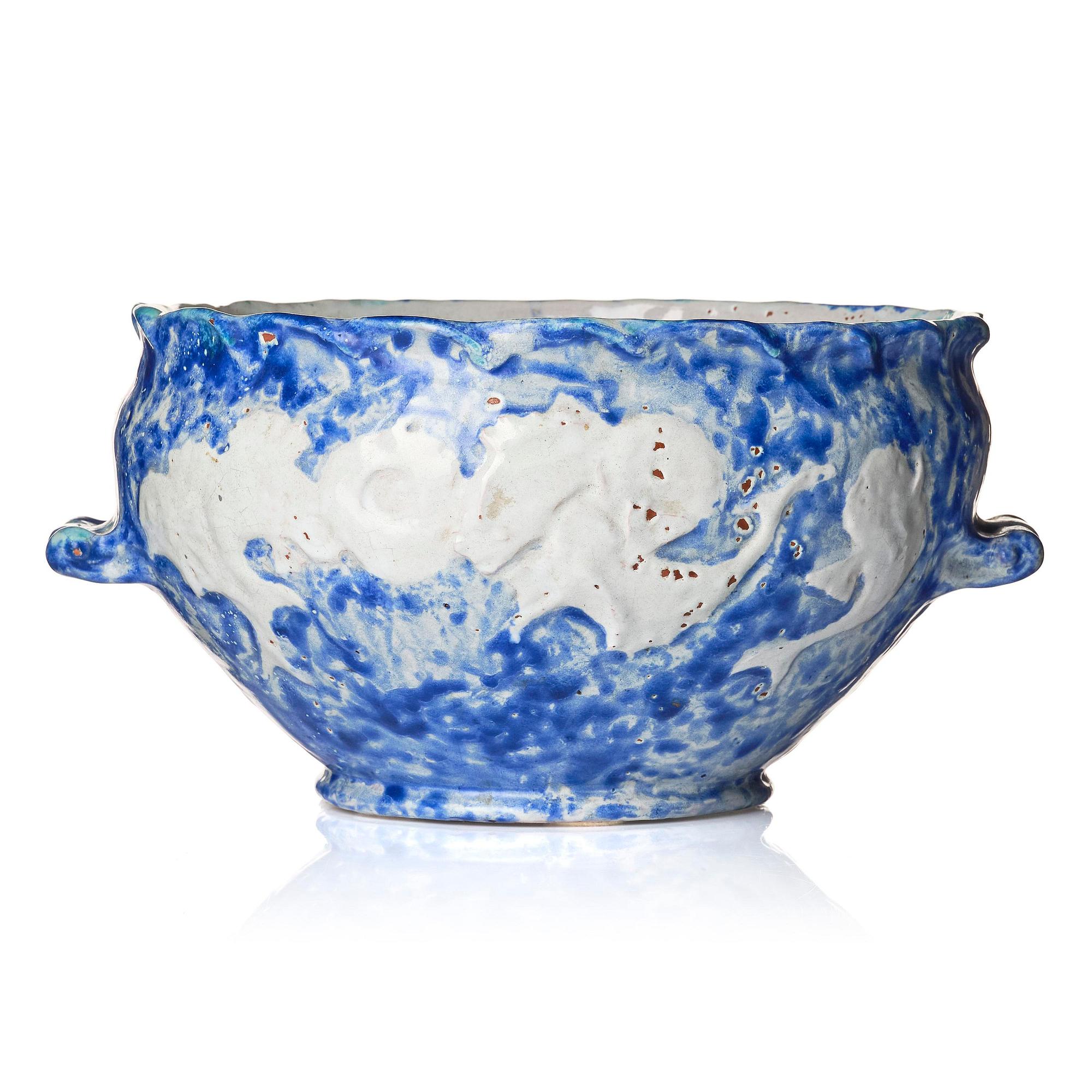 Riborg Böving, a faience bowl, Arvika, Sweden, early 20th century.