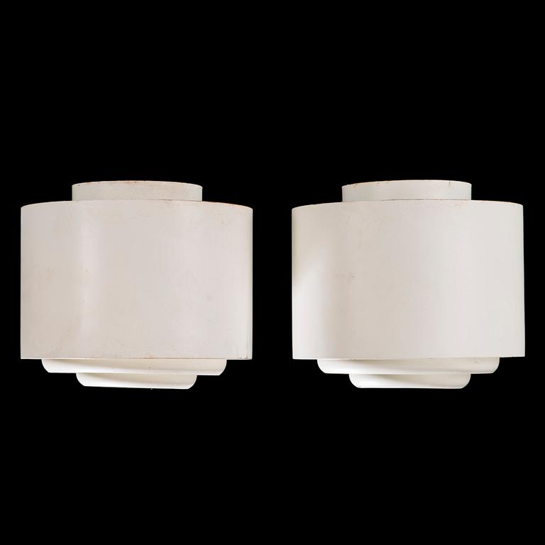 ALVAR AALTO, A pair of 1960s 'AE-9447-2' ceiling lights for Itsu Finland.