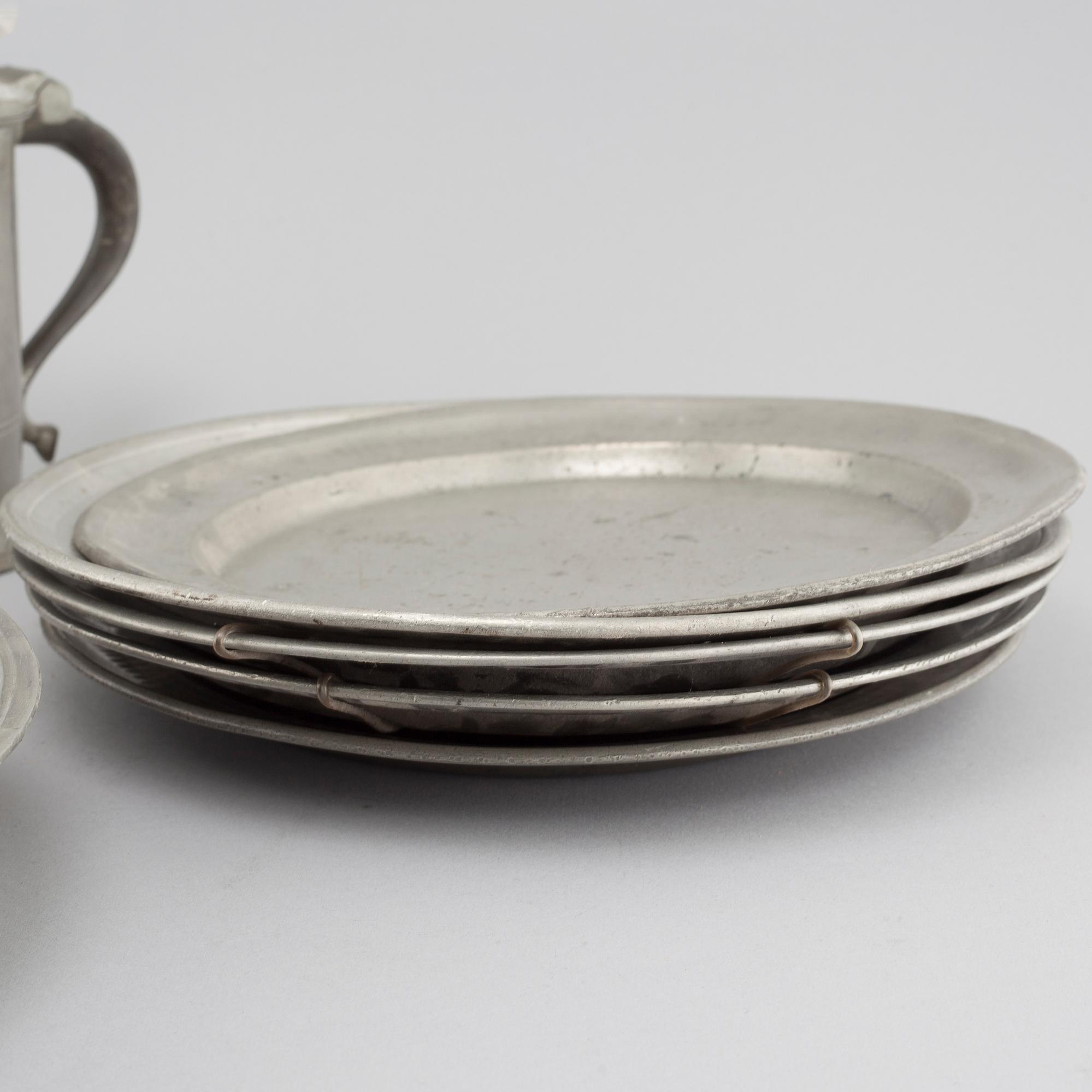 A set of ten pewter items from Sweden, 18th and 19th century.