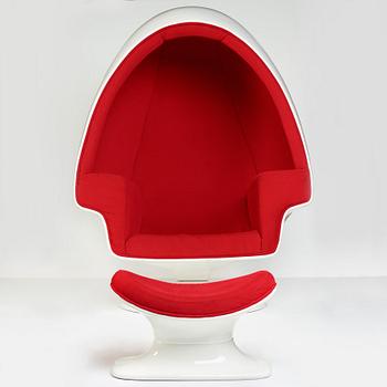 LEE WEST, "Egg Chair" fåtölj med fotpall, Lee West Inc. USA 1970-tal.