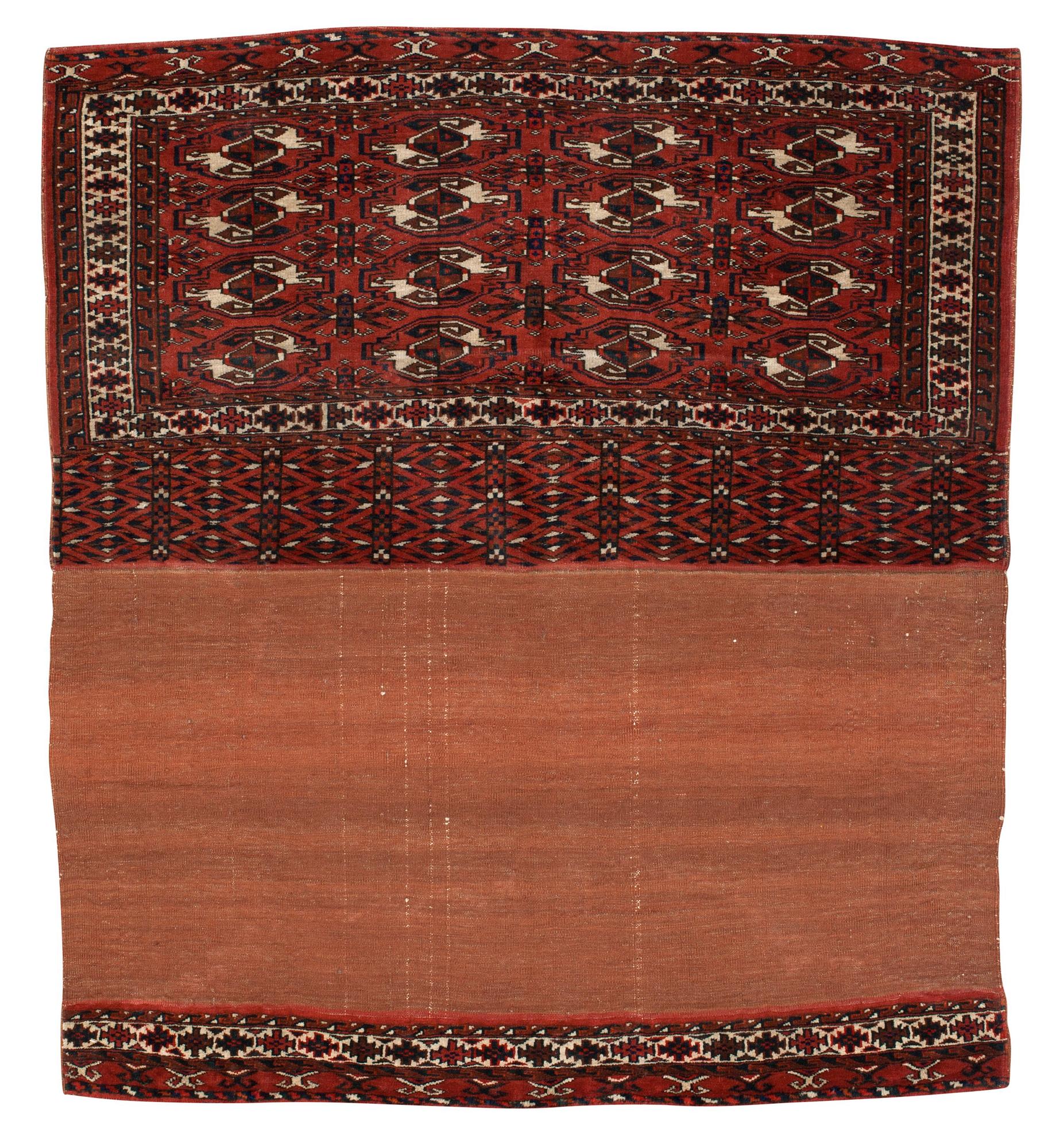 SEMI-ANTIQUE TEKKE/YOMOUD CHUVAL. 68 x 124,5 (as well as 68 cm at the back).
