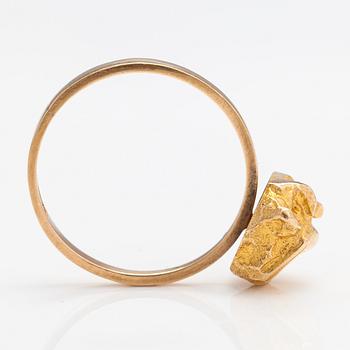 Björn Weckström, Ring "Nugget", 14K guld. Lapponia 1974.