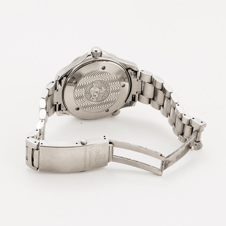 Omega, Seamaster Professional (300m/1000ft), Chronometer, wristwatch, 41 mm.