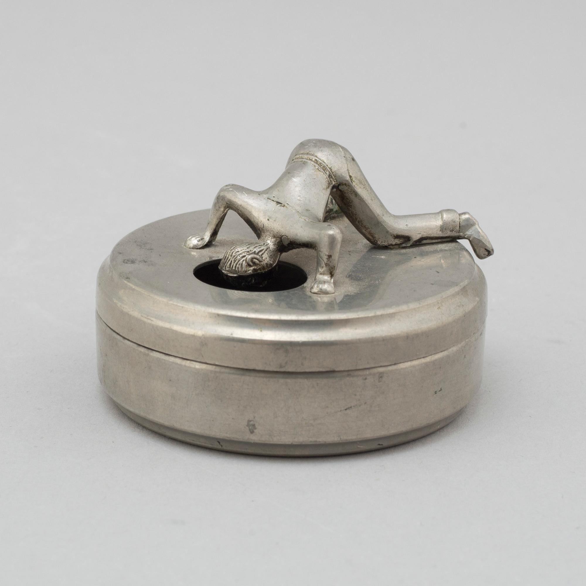 A PEWTER BUTTON BOX, 'Originell', Widerholm & Dahlberg, Eskilstuna.