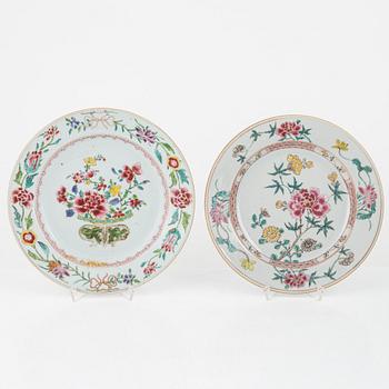 Five porcelain plates, China, 18th century and late Qing dynasty.