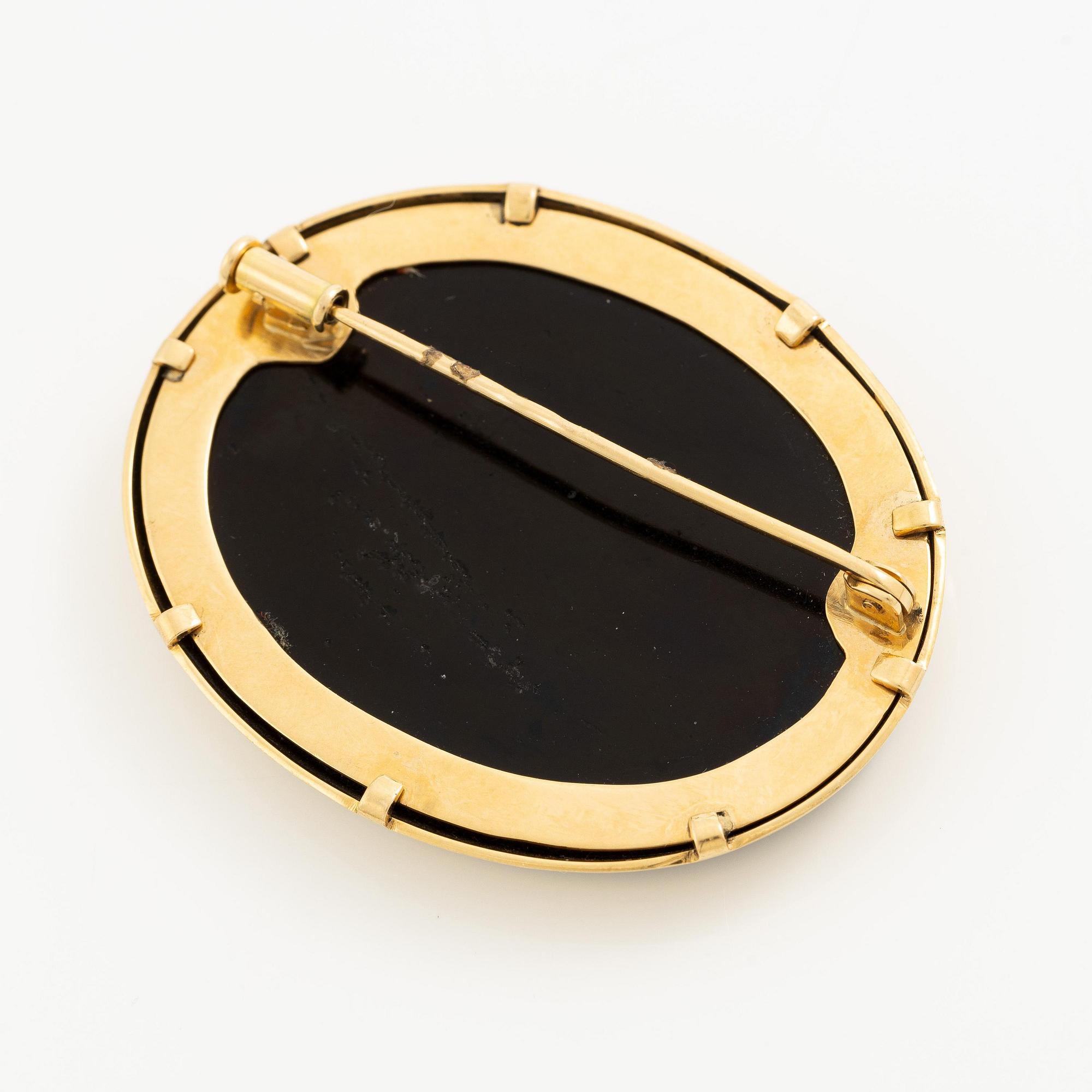 Brosch 18K guld med mikromosaik.