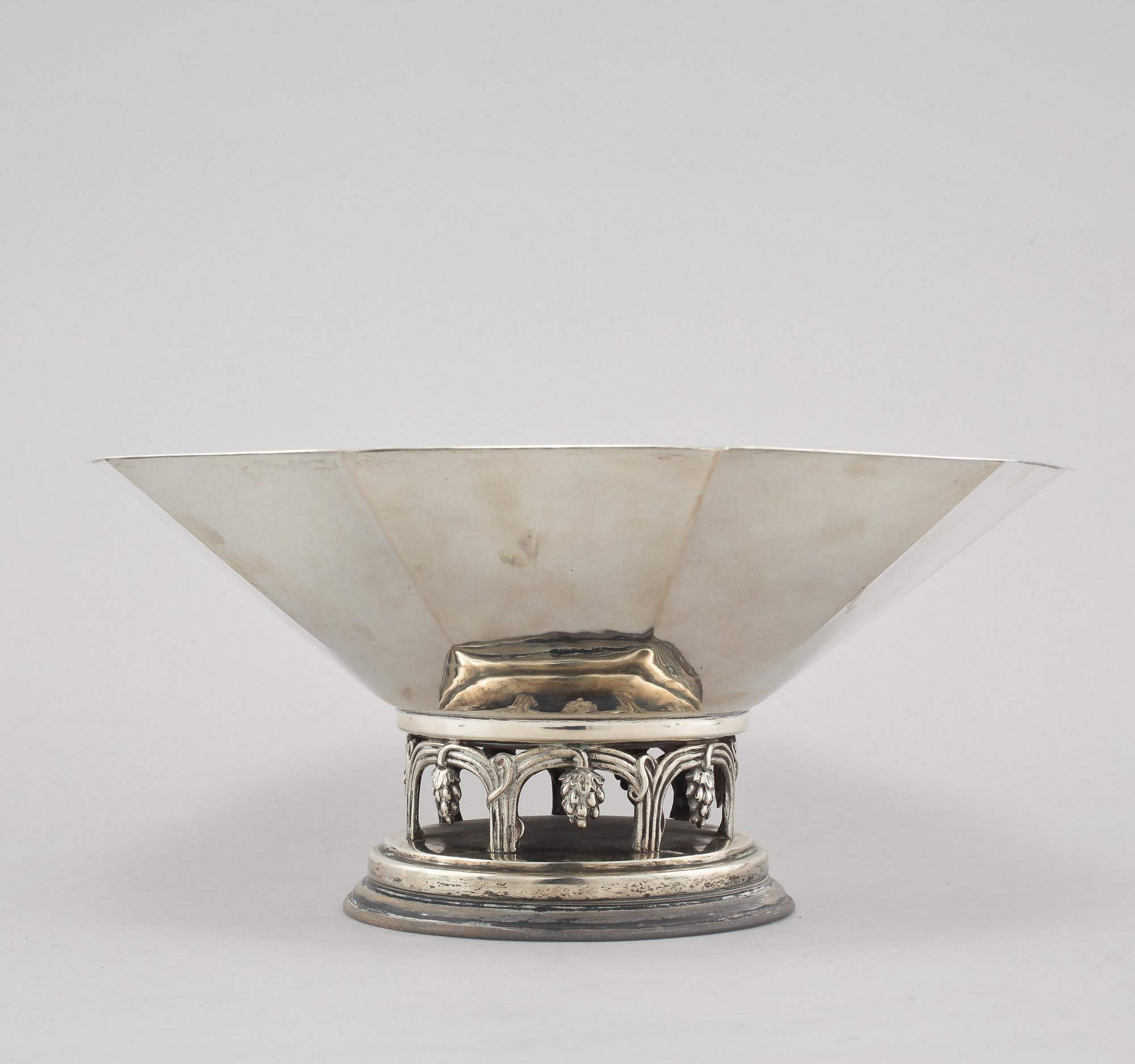 SKÅL, silver, C H Hallberg, Stockholm, 1932.