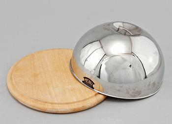 VINKYLARE, OSTKUPA samt TEKANNA, rostfitt stål, Alessi, Menu samt Bodum, sent 1900-tal.