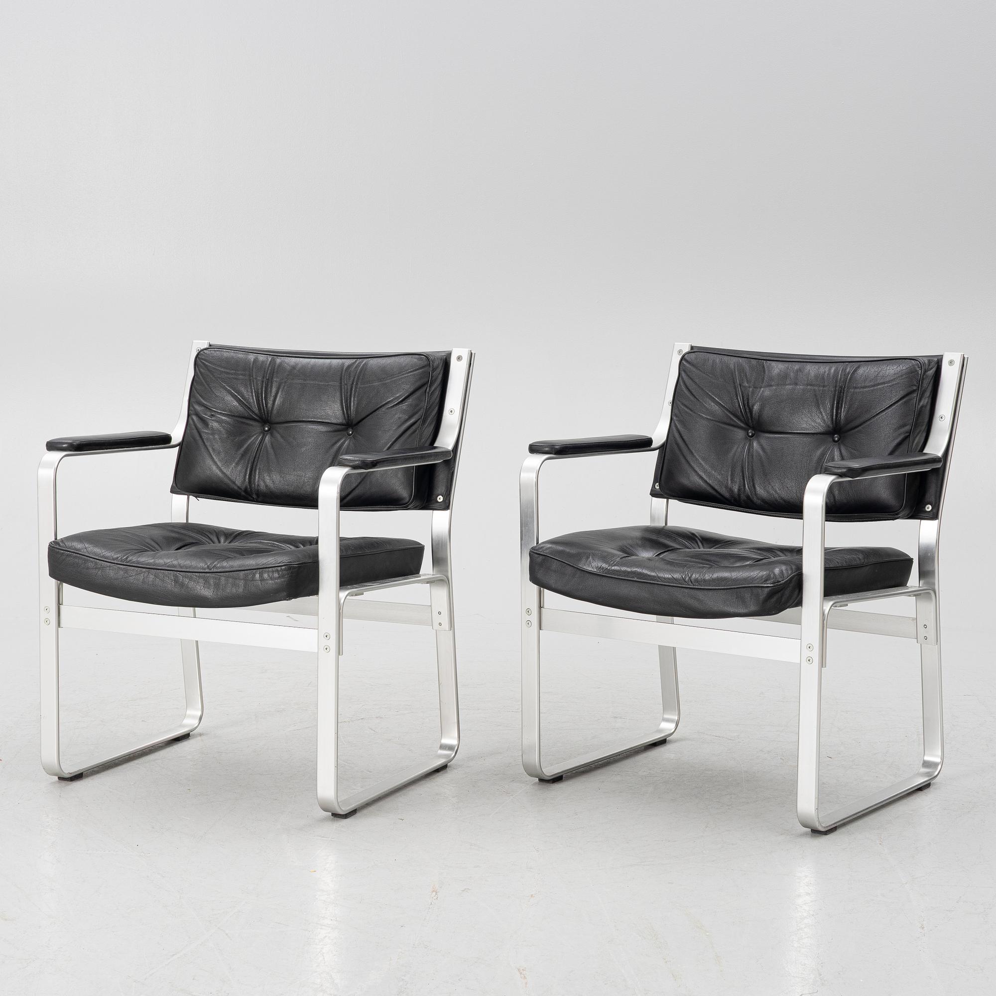 Karl Erik Ekselius, a pair of "Mondo" armchairs, JOC Möbel, late 20th century.