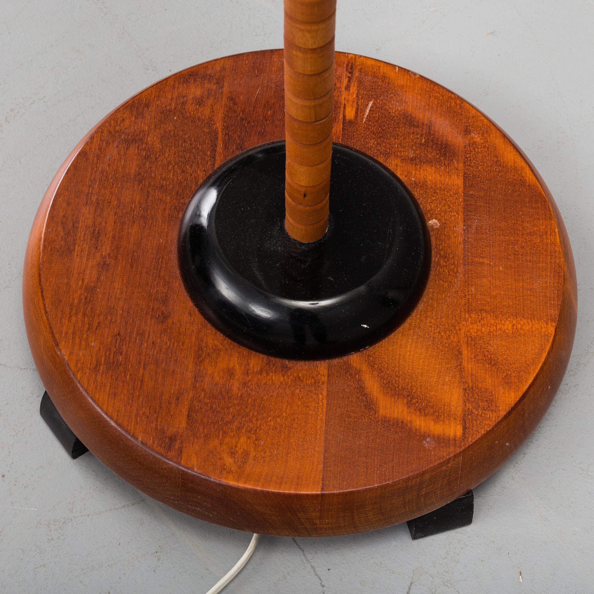 A 1930s floor light.