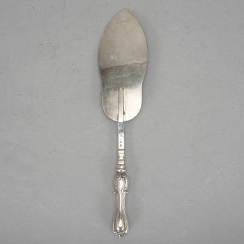 TÅRTSPADE, silver, Pehr Ericson, Malmö 1868. Vikt ca 80 gram.