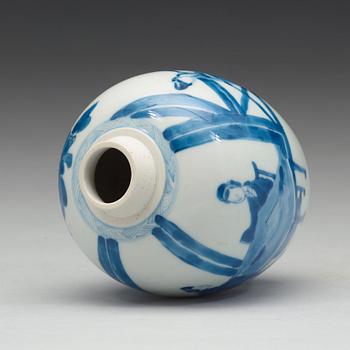 A blue and white tea caddy, Qing dynasty, Kangxi (1662-1722).