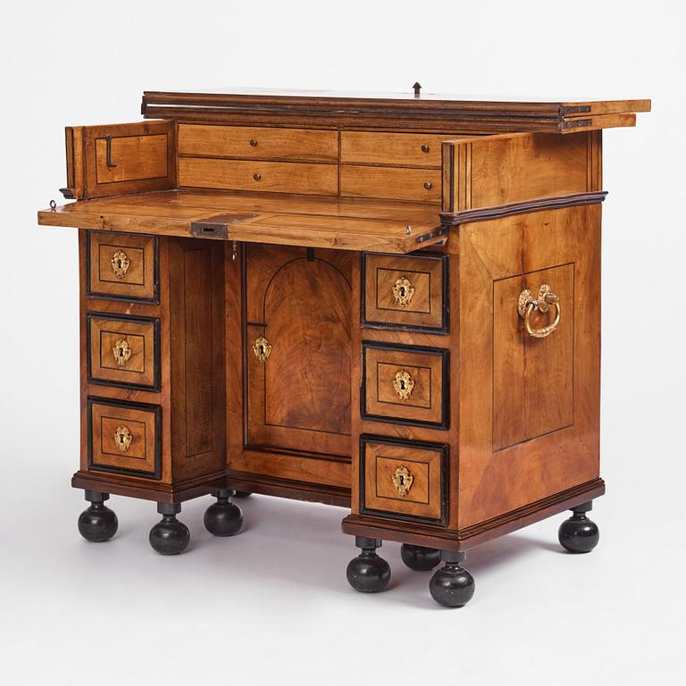 Queen Hedvig Eleonora's Ulriksdal desk, a baroque parquetry desk by royal cabinetmaker Hindrich von Hachten, 1691.