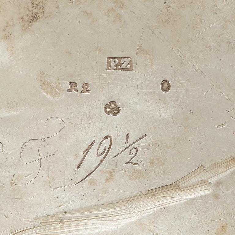 A Swedish 18th century parcel-gilt tea-caddie, makers mark of  Pehr Zethelius, Stockholm 1799.
