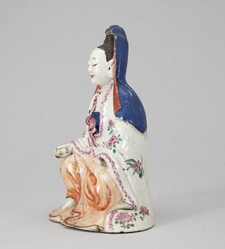 A famille rose figure of Guanyin, Qing dynasty, Qianlong (1736-1795).