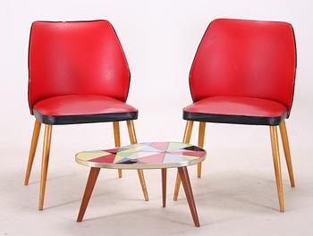 STOLAR ett par samt BORD. 1950-tal.