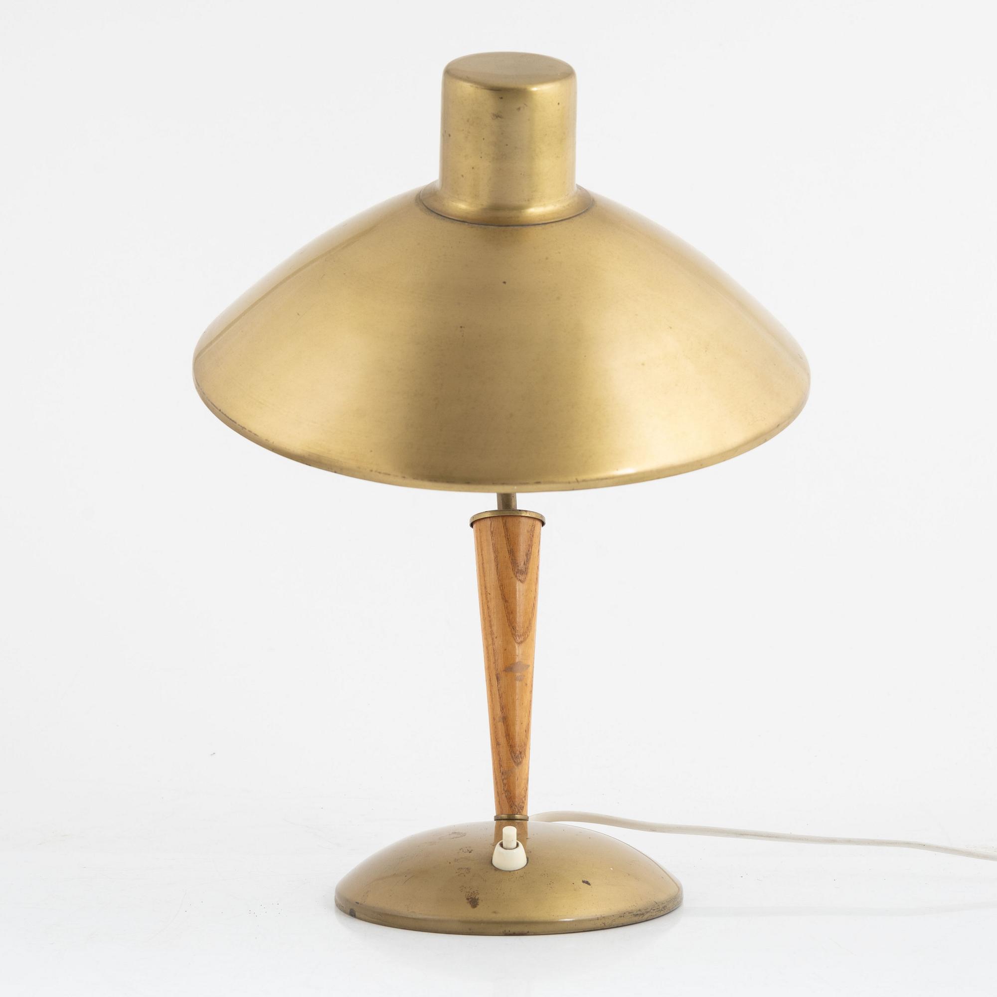 Malmö Metallvarufabrik, a table lamp, model '3932', 1940-50s. Provenance Sven Lundh.