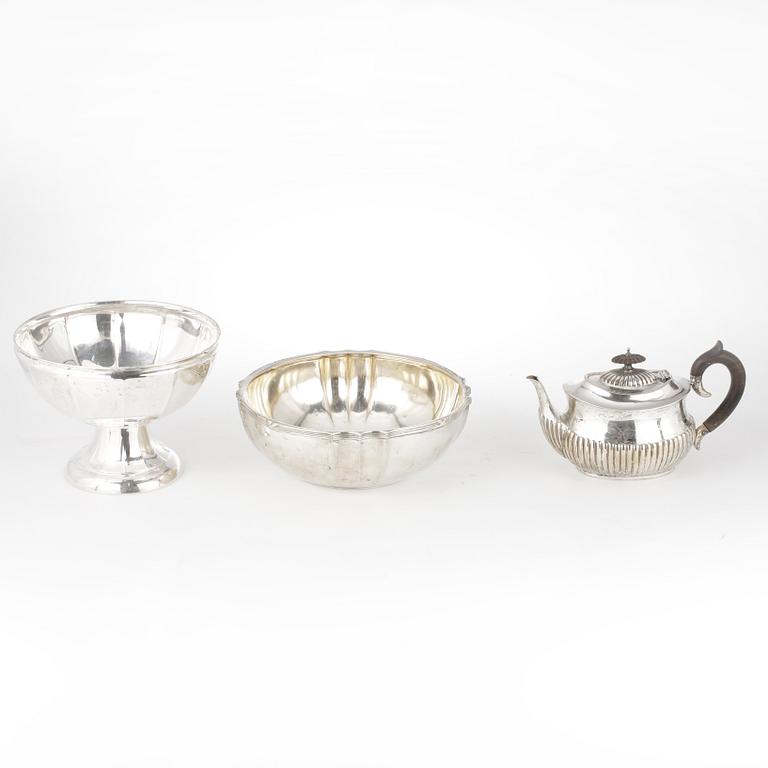 PARTI SILVER, 3 delar, bl.a A.G. Dufva, Stockholm, 1923. Total vikt inkl del med trähandtag ca 1383 gram.
