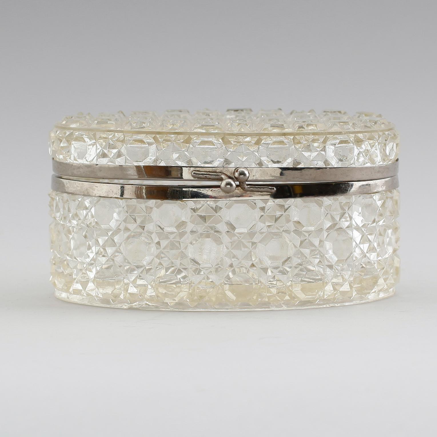 SKRIN, pressglas och nysilver, 1900-talets första hälft.