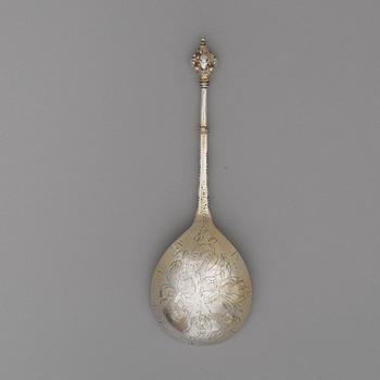 A Swedish 17th century silver-gilt spoon, unmarked.