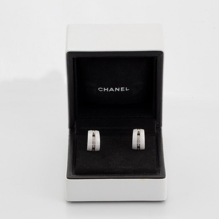 A pair of Chanel "Ultra" 18K white gold and ceramics.