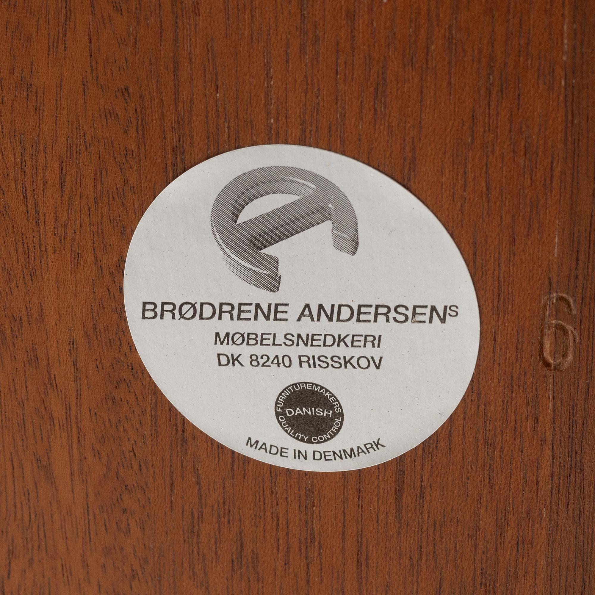 Brødrene Andersen, dining table.