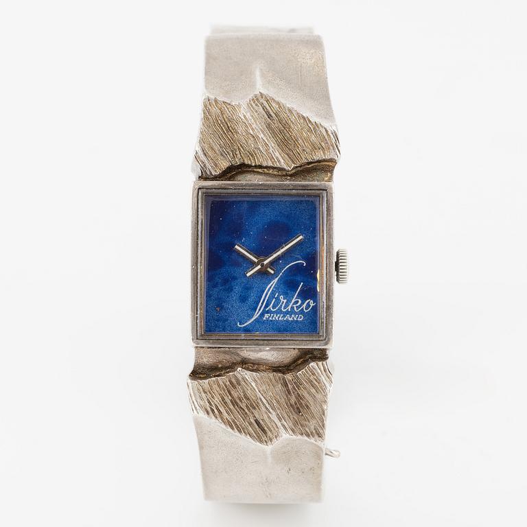 Matti Hyvärinen, Sirokoru, Finland, wristwatch, 17.5 x 20 mm.