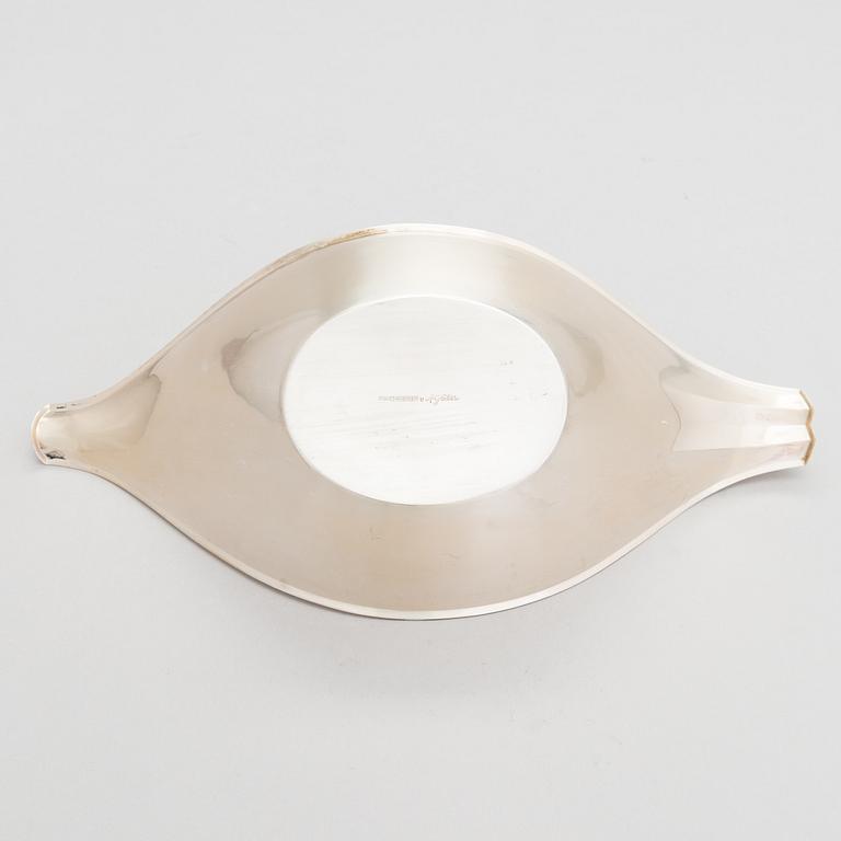 Anna-Greta Eker, A mahogany and silver sugar bowl and cream jug and a silver bowl, Auran Kultaseppä, Turku 1963-67.