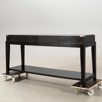 Sideboard Artwood modern tillverkning.
