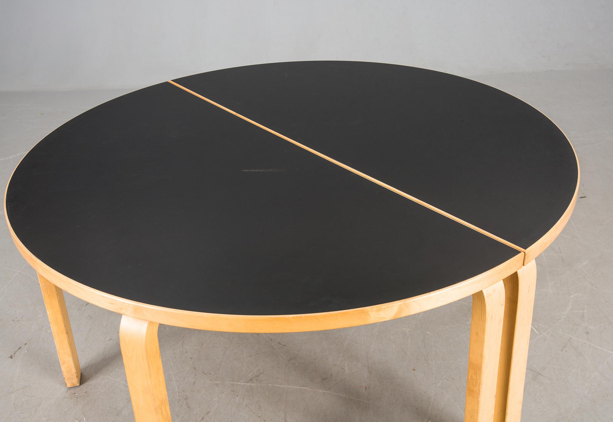 MATBORD, tvådelat, bord 96, Alvar Aalto, Artek, Finland, 1980-tal.